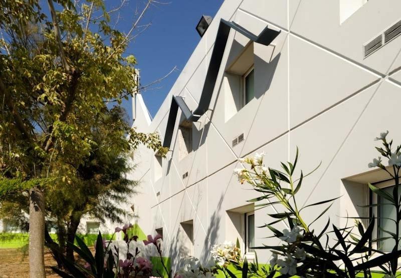 Lemon Hotel Romans Bourg-de-Péage Exterior foto