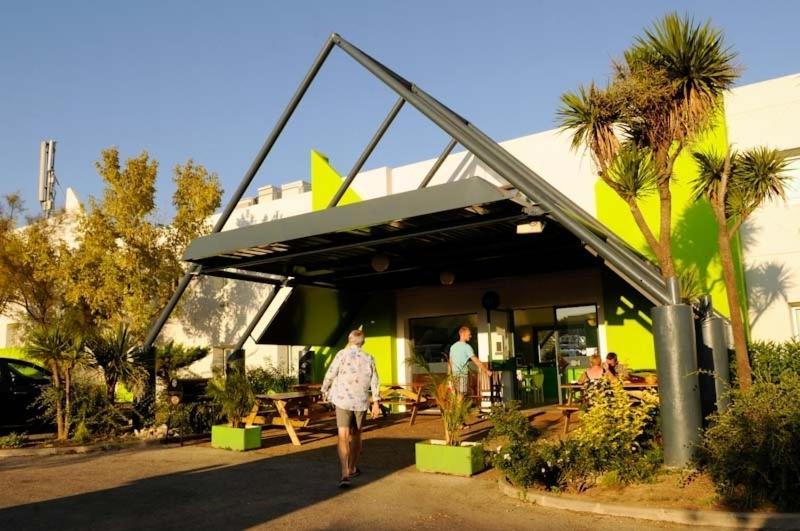 Lemon Hotel Romans Bourg-de-Péage Exterior foto